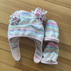 Old Navy Fleece Hat & Mittens set